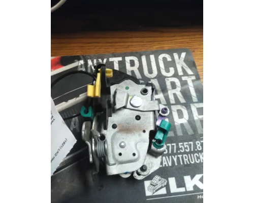 FREIGHTLINER CASCADIA 126 LATCHLOCKLEVER