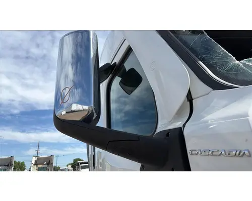 FREIGHTLINER CASCADIA 126 MIRROR ASSEMBLY CABDOOR
