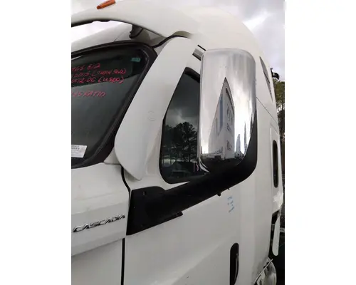 FREIGHTLINER CASCADIA 126 MIRROR ASSEMBLY CABDOOR