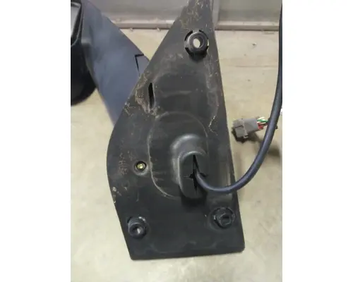 FREIGHTLINER CASCADIA 126 MIRROR ASSEMBLY CABDOOR