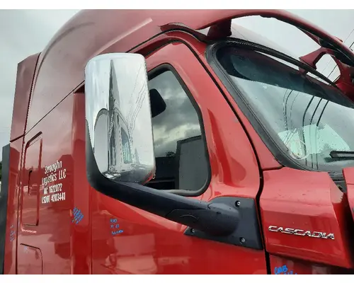 FREIGHTLINER CASCADIA 126 MIRROR ASSEMBLY CABDOOR