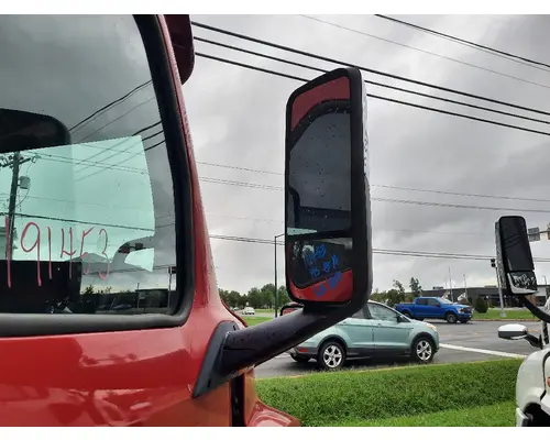 FREIGHTLINER CASCADIA 126 MIRROR ASSEMBLY CABDOOR