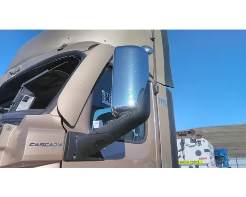 FREIGHTLINER CASCADIA 126 MIRROR ASSEMBLY CABDOOR