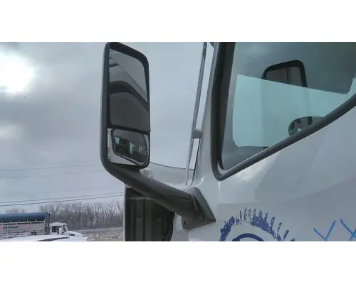 FREIGHTLINER CASCADIA 126 MIRROR ASSEMBLY CABDOOR