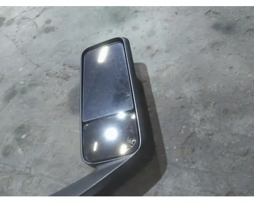 FREIGHTLINER CASCADIA 126 MIRROR ASSEMBLY CABDOOR