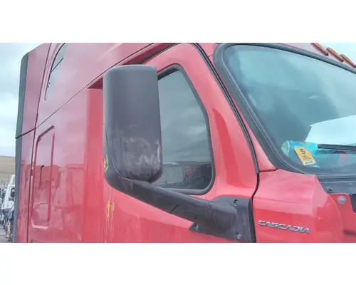 FREIGHTLINER CASCADIA 126 MIRROR ASSEMBLY CABDOOR