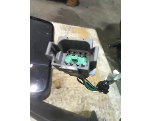 FREIGHTLINER CASCADIA 126 MIRROR ASSEMBLY CABDOOR