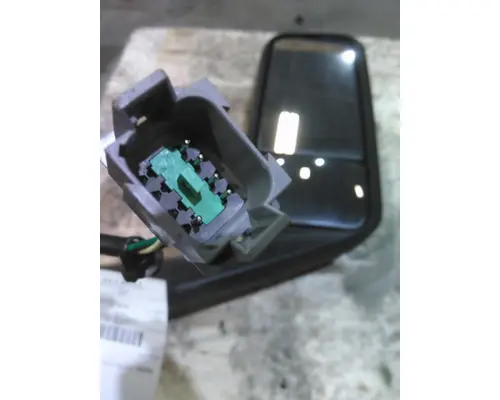 FREIGHTLINER CASCADIA 126 MIRROR ASSEMBLY CABDOOR