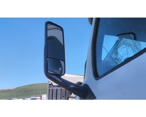 FREIGHTLINER CASCADIA 126 MIRROR ASSEMBLY CABDOOR