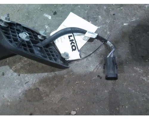 FREIGHTLINER CASCADIA 126 MIRROR ASSEMBLY FENDERHOOD