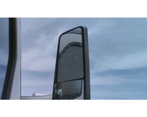 FREIGHTLINER CASCADIA 126 MIRROR COMPONENTS