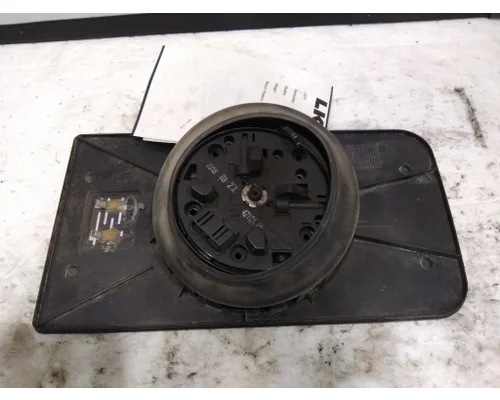 FREIGHTLINER CASCADIA 126 MIRROR COMPONENTS
