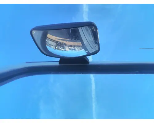 FREIGHTLINER CASCADIA 126 MIRROR LOOK DOWN