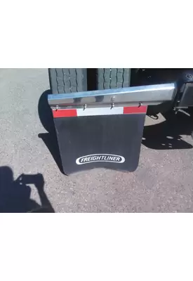 FREIGHTLINER CASCADIA 126 MUD FLAP HANGER