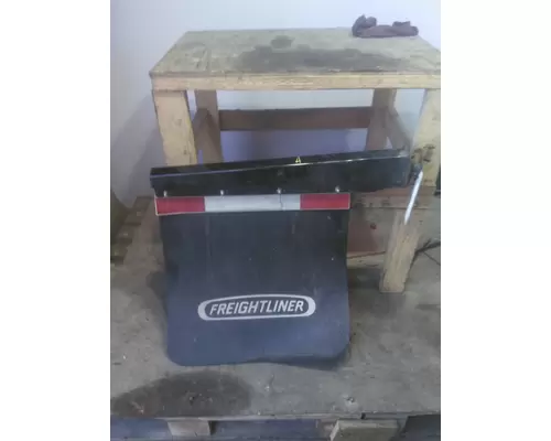 FREIGHTLINER CASCADIA 126 MUD FLAP HANGER