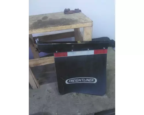FREIGHTLINER CASCADIA 126 MUD FLAP HANGER