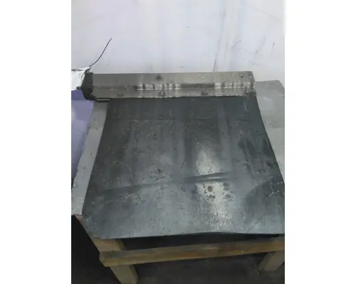 FREIGHTLINER CASCADIA 126 MUD FLAP HANGER