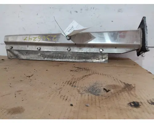 FREIGHTLINER CASCADIA 126 MUD FLAP HANGER