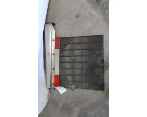 FREIGHTLINER CASCADIA 126 MUD FLAP HANGER