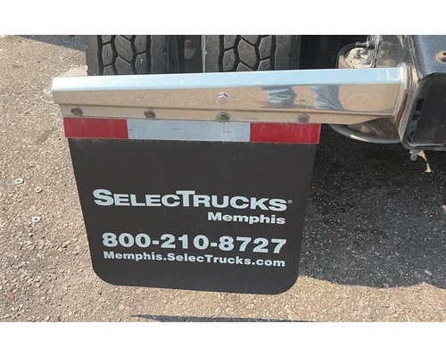 FREIGHTLINER CASCADIA 126 MUD FLAP HANGER