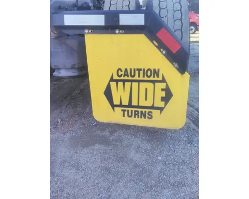 FREIGHTLINER CASCADIA 126 MUD FLAP HANGER