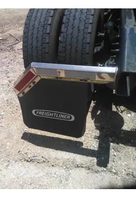 FREIGHTLINER CASCADIA 126 MUD FLAP HANGER