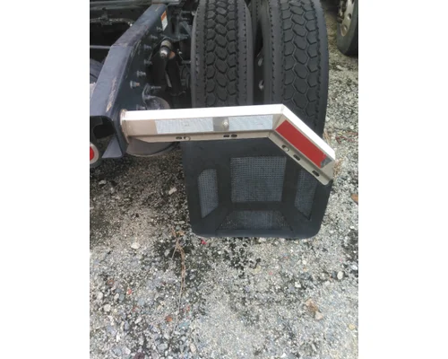 FREIGHTLINER CASCADIA 126 MUD FLAP HANGER