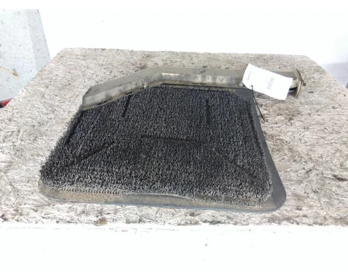 FREIGHTLINER CASCADIA 126 MUD FLAP HANGER