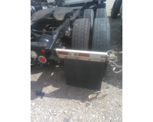 FREIGHTLINER CASCADIA 126 MUD FLAP HANGER