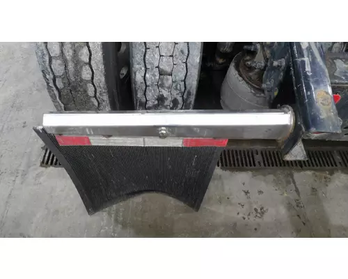 FREIGHTLINER CASCADIA 126 MUD FLAP HANGER