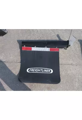 FREIGHTLINER CASCADIA 126 MUD FLAP HANGER