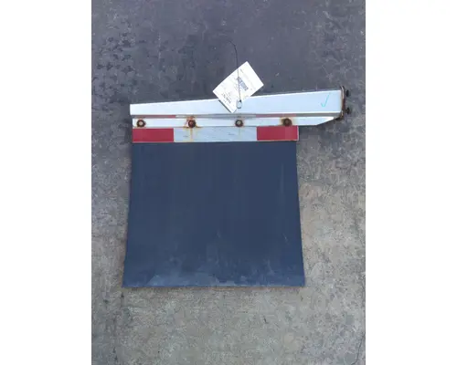 FREIGHTLINER CASCADIA 126 MUD FLAP HANGER