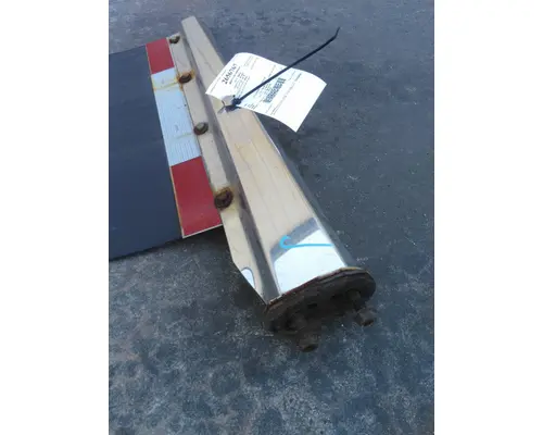 FREIGHTLINER CASCADIA 126 MUD FLAP HANGER