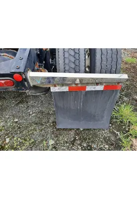 FREIGHTLINER CASCADIA 126 MUD FLAP HANGER