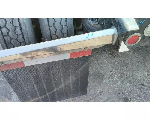 FREIGHTLINER CASCADIA 126 MUD FLAP HANGER