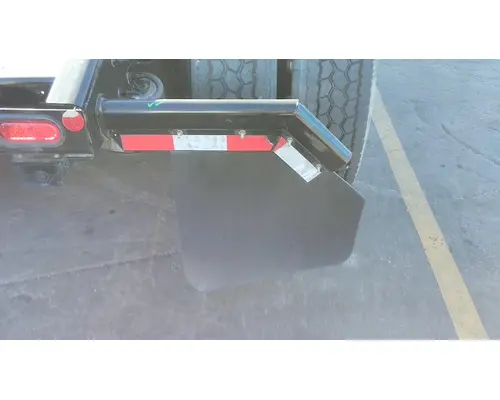 FREIGHTLINER CASCADIA 126 MUD FLAP HANGER