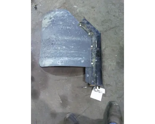 FREIGHTLINER CASCADIA 126 MUD FLAP HANGER