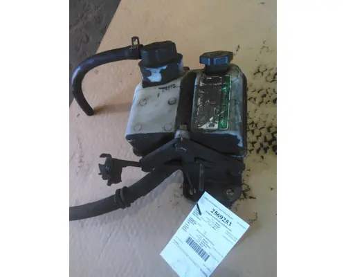 FREIGHTLINER CASCADIA 126 POWER STEERING RESERVOIR