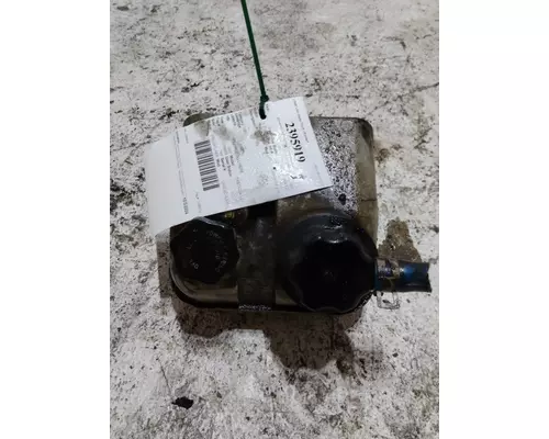 FREIGHTLINER CASCADIA 126 POWER STEERING RESERVOIR