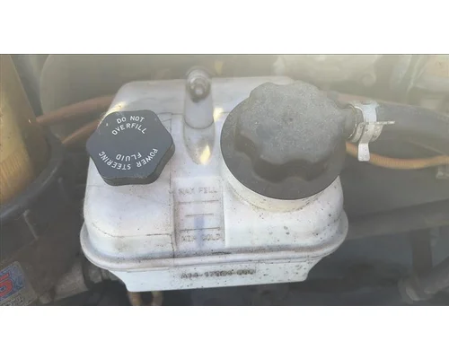 FREIGHTLINER CASCADIA 126 POWER STEERING RESERVOIR
