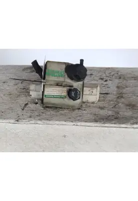 FREIGHTLINER CASCADIA 126 POWER STEERING RESERVOIR