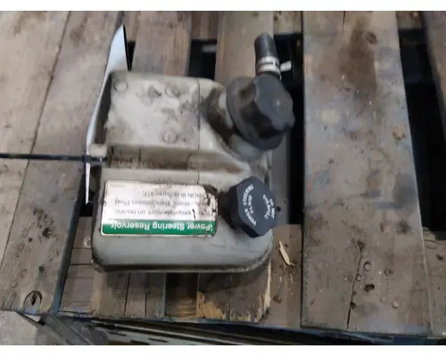 FREIGHTLINER CASCADIA 126 POWER STEERING RESERVOIR