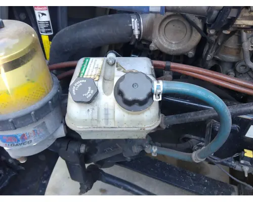 FREIGHTLINER CASCADIA 126 POWER STEERING RESERVOIR