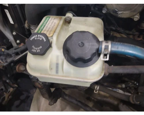 FREIGHTLINER CASCADIA 126 POWER STEERING RESERVOIR