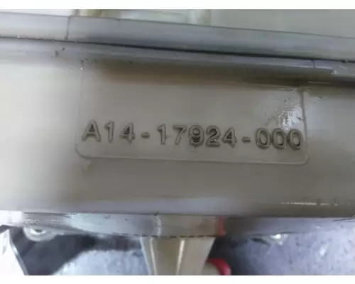FREIGHTLINER CASCADIA 126 POWER STEERING RESERVOIR