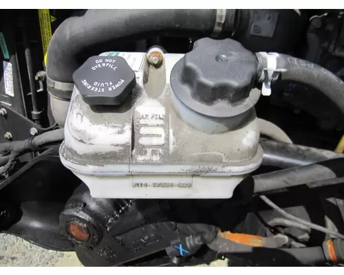 FREIGHTLINER CASCADIA 126 POWER STEERING RESERVOIR