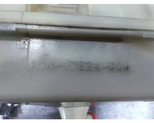 FREIGHTLINER CASCADIA 126 POWER STEERING RESERVOIR