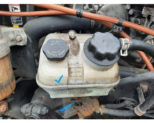 FREIGHTLINER CASCADIA 126 POWER STEERING RESERVOIR