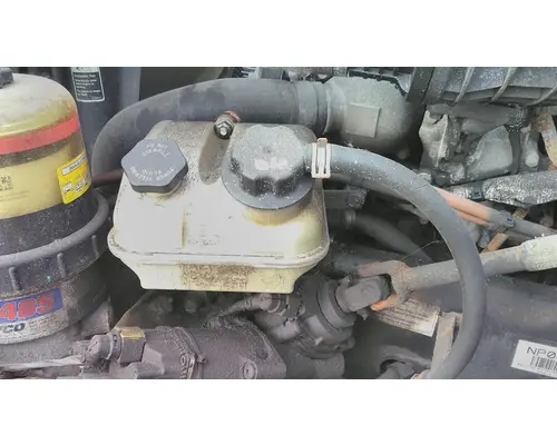 FREIGHTLINER CASCADIA 126 POWER STEERING RESERVOIR