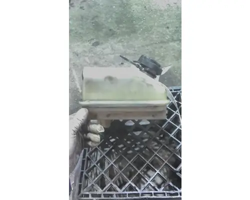 FREIGHTLINER CASCADIA 126 POWER STEERING RESERVOIR